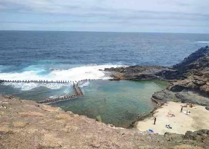 Luminoso Y Acogedor Διαμέρισμα